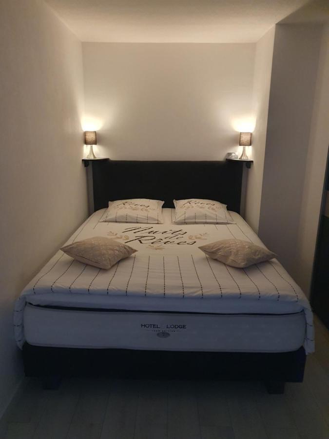 Appartement Cosy Proche De L'Aeroport T R A N S F E R T Sur Demande Сен Дьони Екстериор снимка