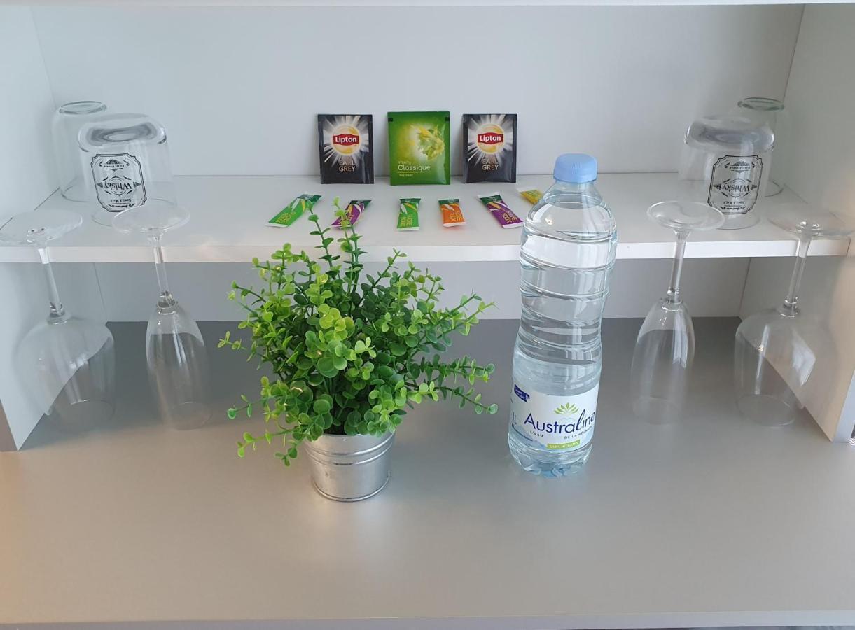 Appartement Cosy Proche De L'Aeroport T R A N S F E R T Sur Demande Сен Дьони Екстериор снимка